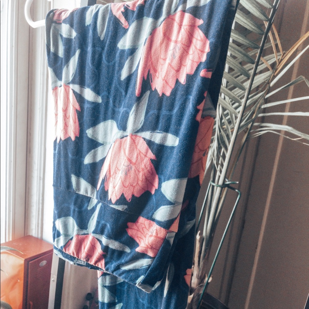 Lularoe Tall&Curvy leggings